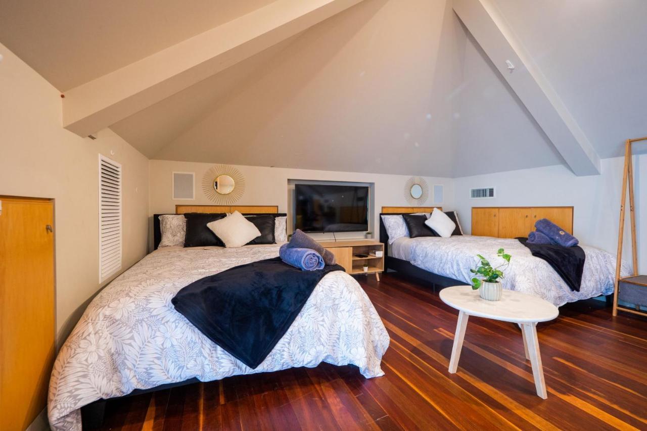 Quiet Private Studio In Strathfield With Kitchenette And Private Bathroom 3Min To Station Sleeps 6 悉尼 外观 照片